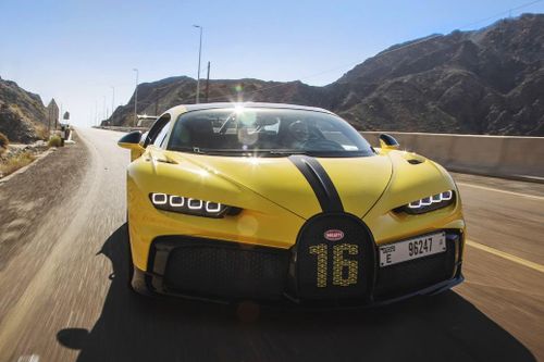 Bugatti Chiron Pur Sport được thử nghiệm tại Dubai