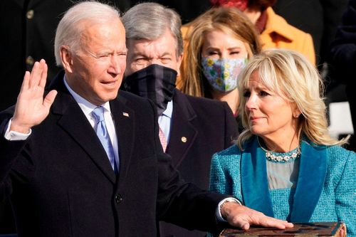 7 chiếc áo khoác đẹp nhất tại lễ nhậm chức của Tổng thống Joe Biden