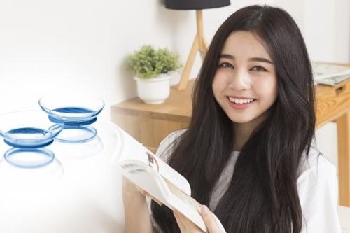 Kính áp tròng ban đêm Ortho - K: Giải pháp tiên tiến kiểm soát độ cận thị ở trẻ