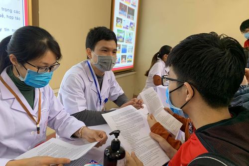 Tiêm thử nghiệm vaccine thứ 2 của Việt Nam phòng COVID-19 vào tháng 2/2021