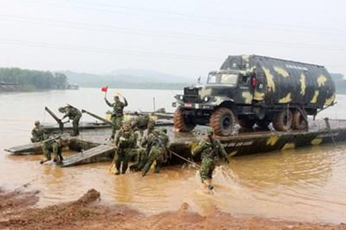 Sôi nổi thi đua 'Lập công dâng Đảng'