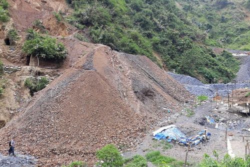 Bàn phương án đánh sập các hầm vàng trong Vườn Quốc gia Sông Thanh