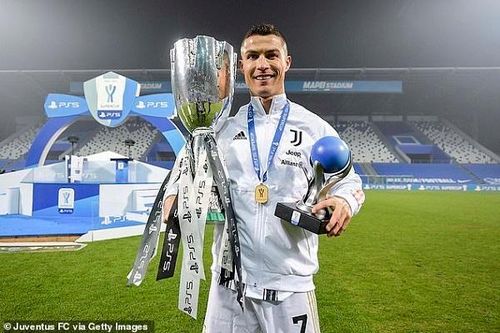 'Quỷ đỏ' đòi lại vị trí số 1 Premier League, Ronaldo 'xô đổ' kỷ lục