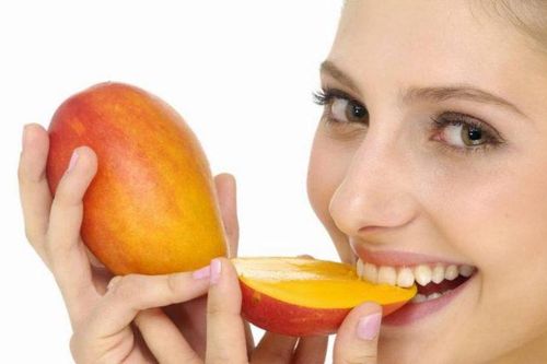 Bí quyết làm đẹp siêu đơn giản: Ăn xoài giúp giảm nếp nhăn