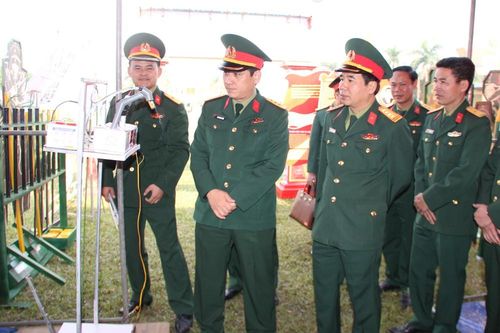 Hơn 400 sáng kiến tham gia hội thi cải tiến mô hình học cụ, trang thiết bị huấn luyện