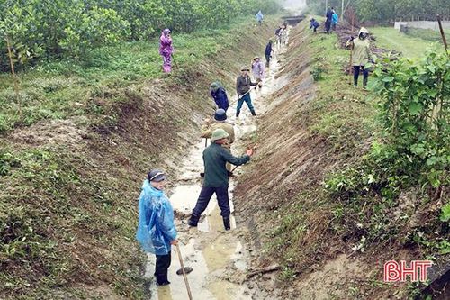 Hương Khê huy động hơn 52.000 ngày công khơi dòng, đón nước sản xuất vụ xuân