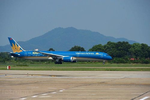 Chuyển hướng hạ cánh nhiều chuyến bay do thời tiết xấu tại Nội Bài