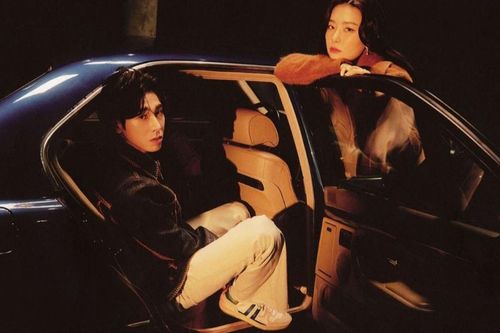 Fan 'bấn loạn' trước màn tương tác đỉnh cao giữa Yunho và Seulgi: Đúng là gà nhà SM!