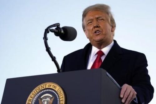 Ông Trump nói gì trước khi rời Washington?