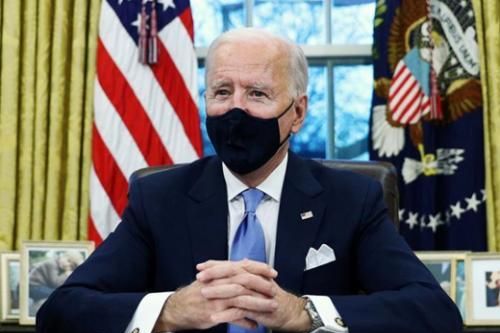 Tân Tổng thống Biden nhanh chóng 'quét sạch' các rào cản nhập cư của Trump
