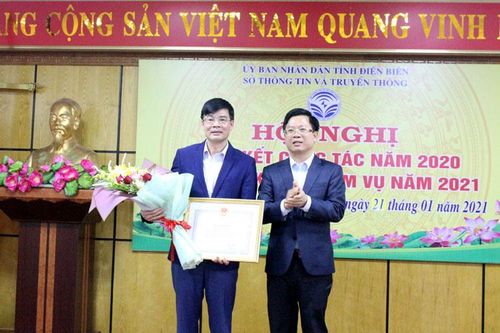 Đẩy mạnh ứng dụng công nghệ thông tin, chuyển đổi số trên các lĩnh vực