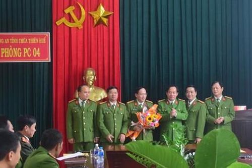 Khen thưởng các đơn vị tại Thừa Thiên Huế phá án xuất sắc