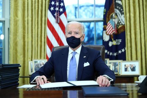 Ông Biden thực hiện hành động đầu tiên sau khi nắm quyền