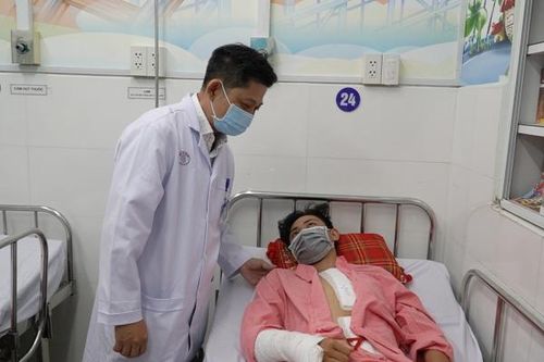 Cứu bệnh nhân đa chấn thương do tai nạn giao thông