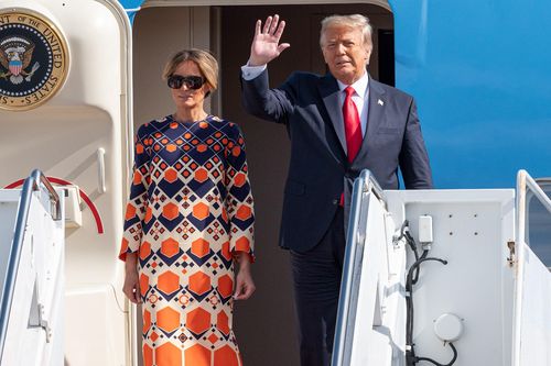Ông Trump trở lại với đế chế kinh doanh giữa nhiều biến động