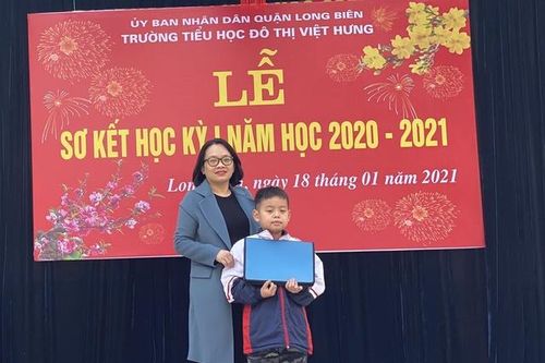 Nêu gương học sinh nhặt được của rơi trả người đánh mất
