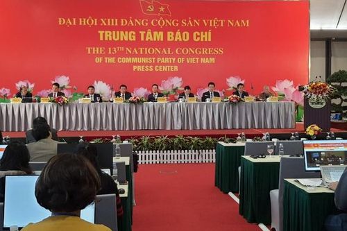 Nhiều đại biểu dự Đại hội XIII của Đảng là Nhà giáo ưu tú