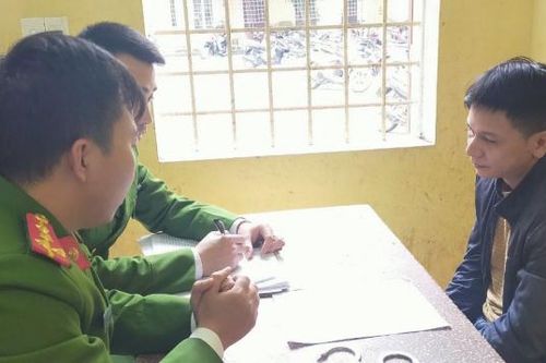 Hết tiền đánh bài, đối tượng đột nhập nhà dân đe dọa cướp tài sản