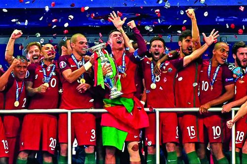 World Cup, Euro có thể đá tập trung