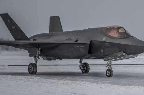 Vì sao F-35 vẫn được coi là chiến đấu cơ uy lực dù có gần 900 lỗi phần mềm và phần cứng?