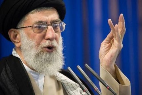 Lãnh đạo Iran đăng hình giống ông Trump lên Twitter, đe dọa về việc 'trả đũa'?
