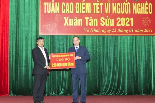 Tiếp nhận hỗ trợ Tuần cao điểm Tết cho người nghèo