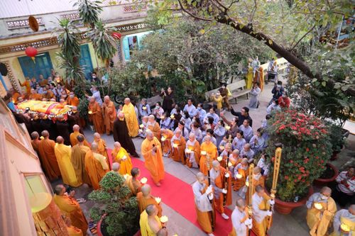Lễ nhập kim quan Ni trưởng Thích nữ Huệ Giác