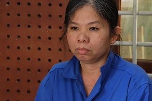 Bắt chủ nhà nghỉ 'điều' gái bán dâm
