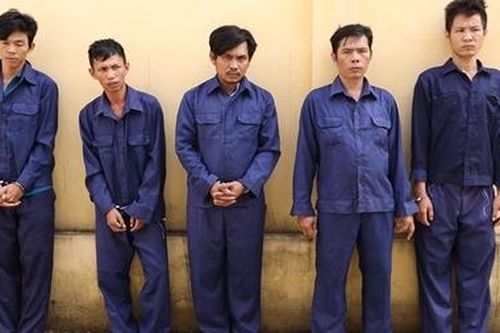 Bóc gỡ đường dây đưa người vượt biên trái phép ở phía Nam
