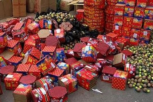 Ngăn chặn tình trạng mua bán, tàng trữ trái phép pháo nổ