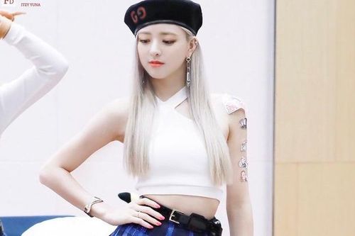 Nhóm nhạc nữ có chiều cao nổi bật ở Kpop