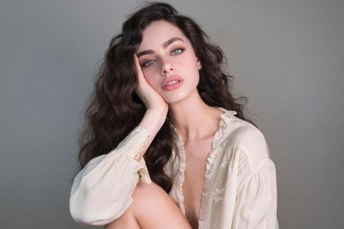 Người mẫu đẹp nhất thế giới từng bị chế giễu ngoại hình