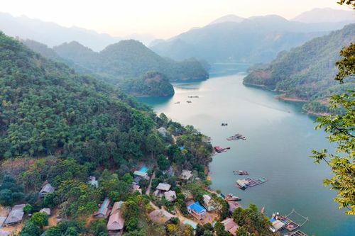 Về miền non nước xứ Mường