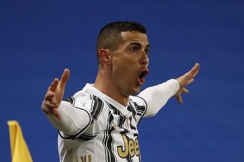 Ronaldo từ chối thỏa thuận 5,3 triệu bảng với Ả Rập Xê-út