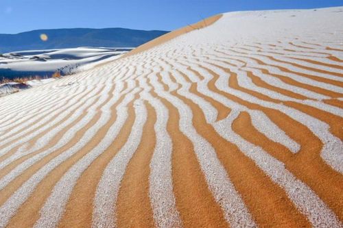 Lần thứ 4 tuyết xuất hiện ở sa mạc Sahara