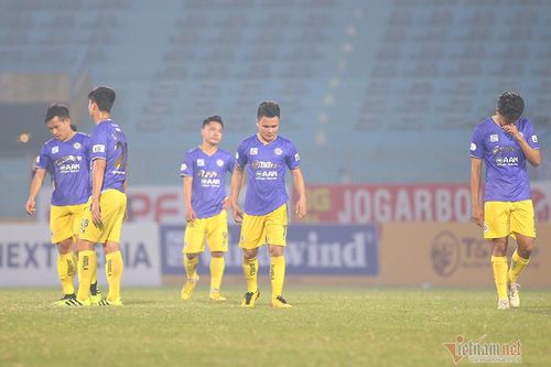 HLV Hà Nội e ngại khả năng văng khỏi top đua vô địch