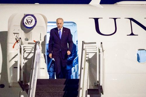 Tổng thống Joe Biden sẽ được đưa đón bằng chuyên cơ Air Force One đời mới nhất