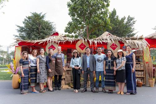 Lạc Dương đưa một số sản phẩm OCOP tham gia hội chợ tại thành phố Hồ Chí Minh