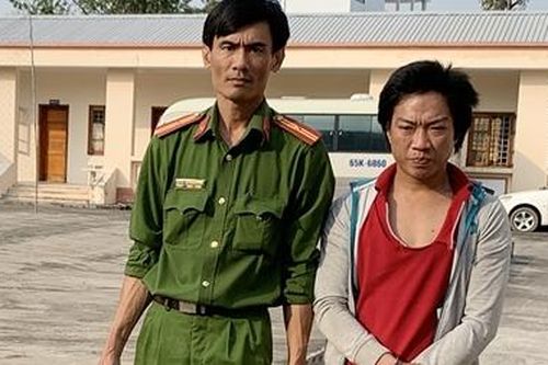 Tạm giữ thanh niên say rượu chống người thi hành công vụ