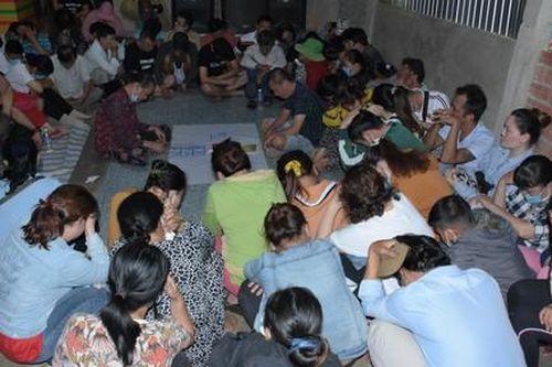 Phá sòng bạc 'khủng', bắt gần 70 đối tượng, thu giữ hơn 1 tỷ đồng