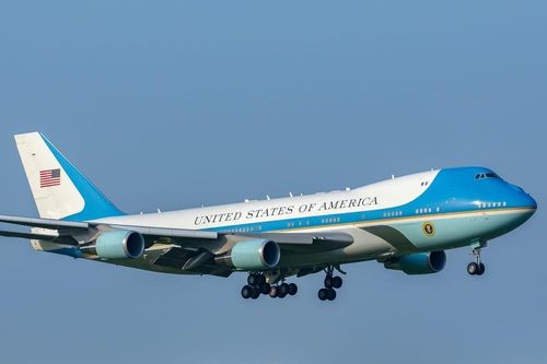 Chiếc Không lực Một giá 5,3 tỷ USD phục vụ Tổng thống Biden