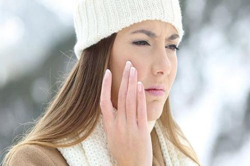 Nhiều người khốn khổ vì mẩn ngứa, dị ứng ngày đông giá lạnh và cách chữa dễ làm