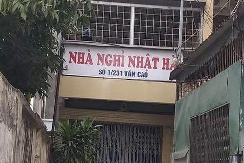 Hải Phòng: Bắt quả tang 4 đôi nam nữ mua bán dâm trong nhà nghỉ