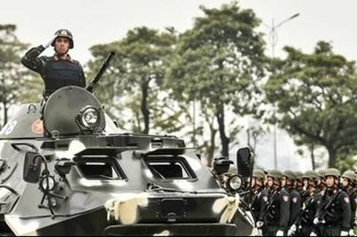 Công an nhân dân tiến lên hiện đại