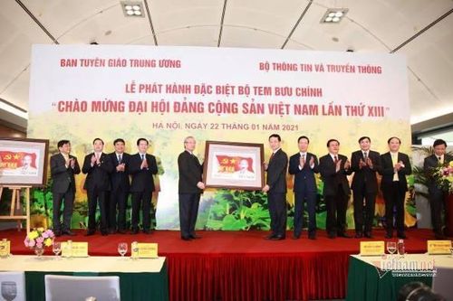 Phát hành bộ tem đặc biệt chào mừng Đại hội XIII của Đảng