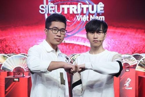 Màn đấu tư duy không gian của Tuấn Phi và Đức Giang ở Siêu trí tuệ