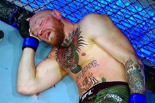 McGregor thua knock-out trong ngày tái xuất