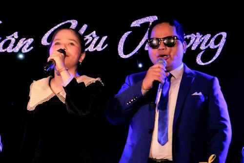 Học sinh Hà Nội tổ chức đêm nhạc cho người khiếm thị
