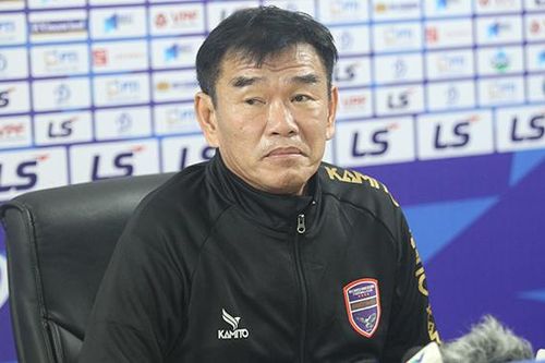HLV Thanh Hùng thấy may khi Bình Dương thắng Hà Nội