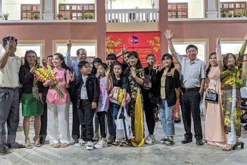 Kiều bào Campuchia gửi niềm tin, hy vọng vào Đại hội XIII